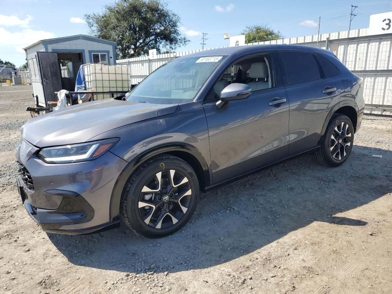 Salvage Honda HR-V Image