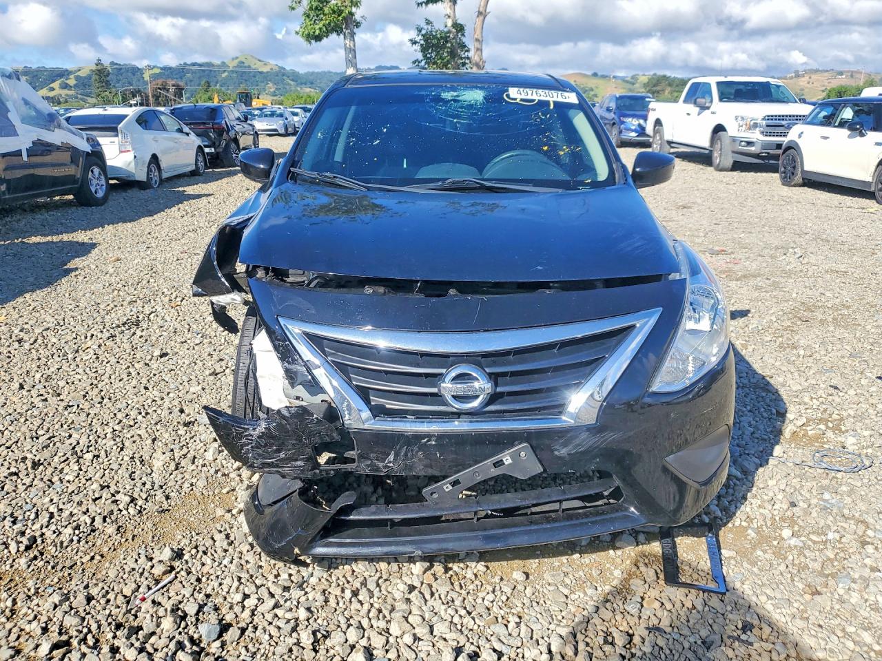 Nissan Versa Sv