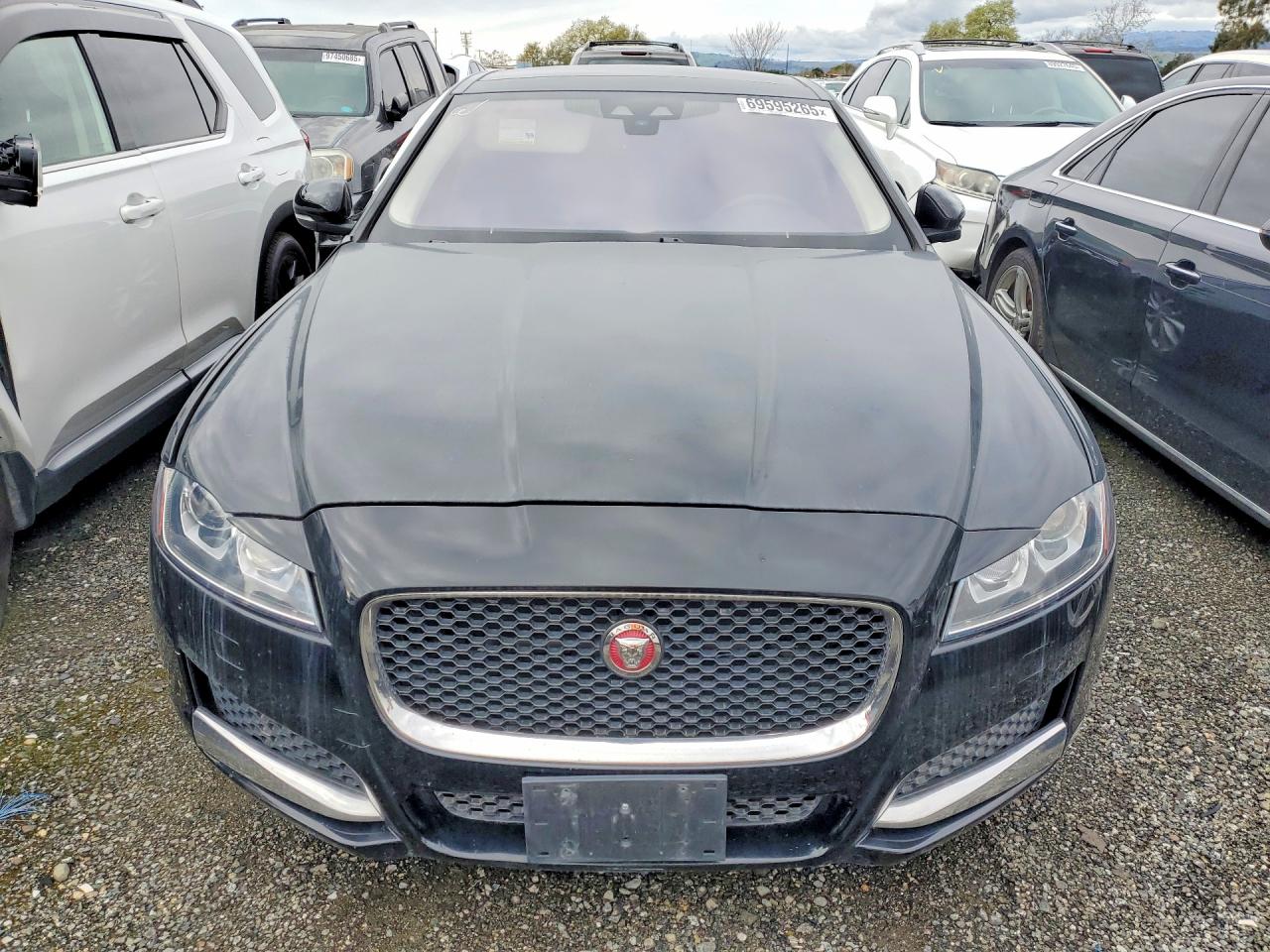 Jaguar XF Premium