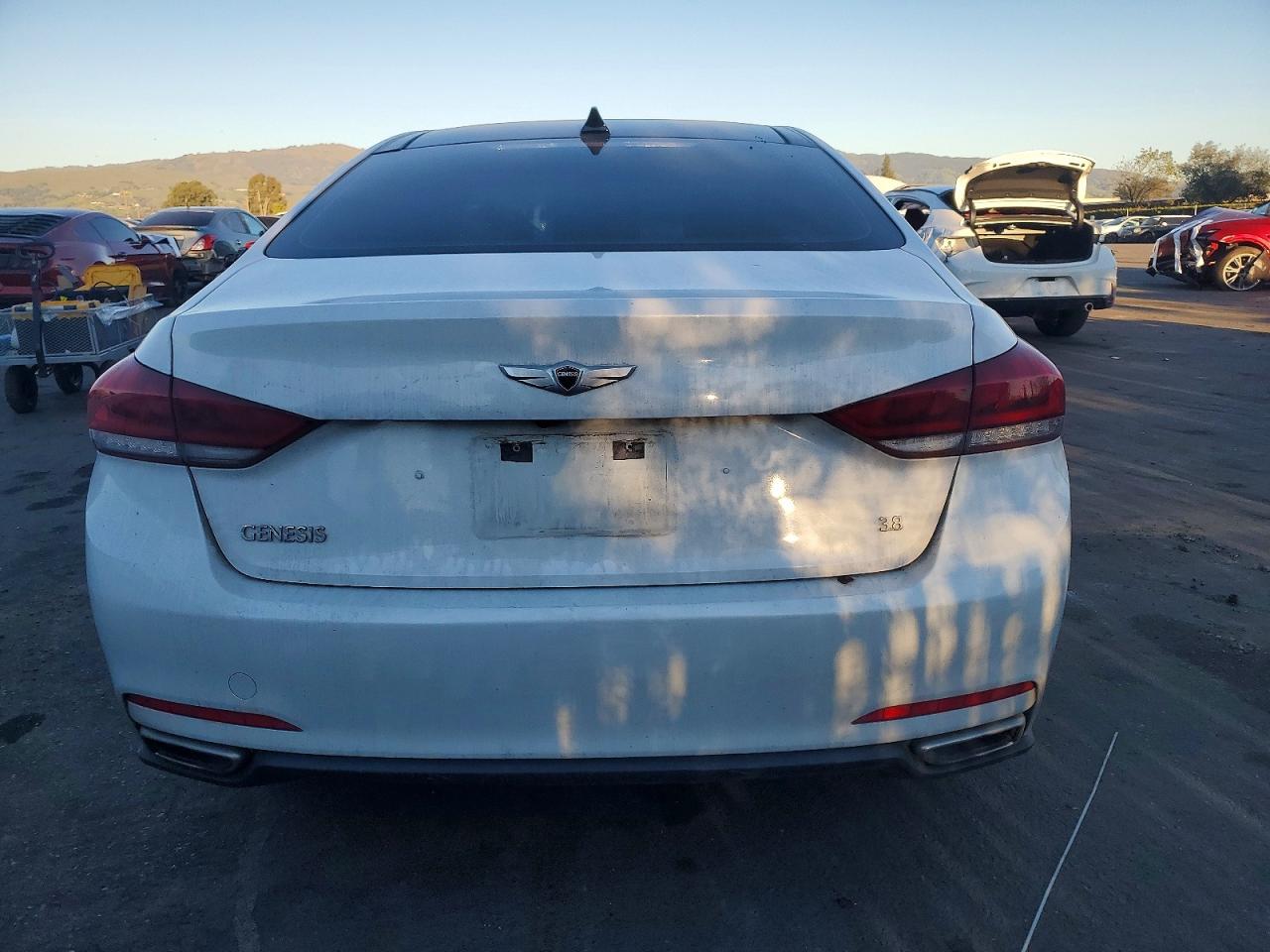 Hyundai Genesis 3.8l