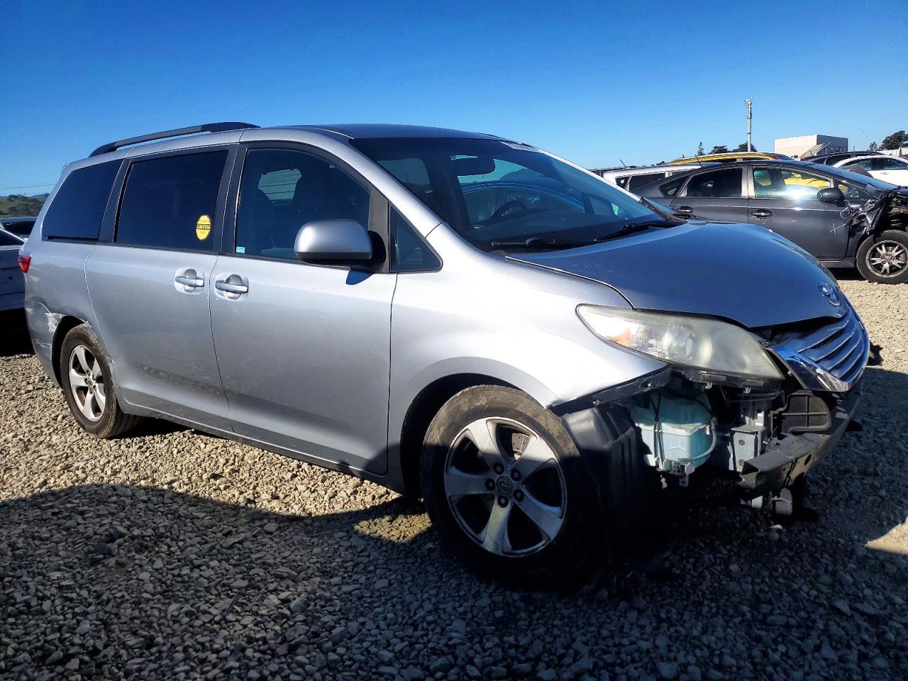 Toyota Sienna Le