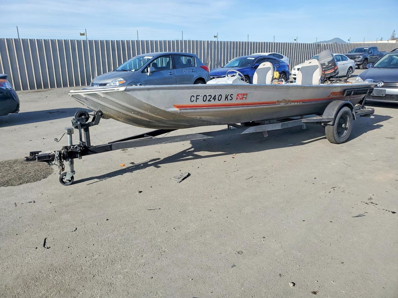 Bass Tracker