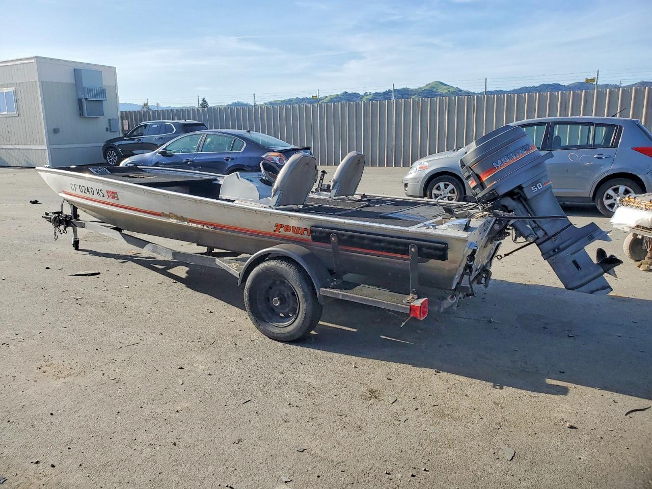 Bass Tracker