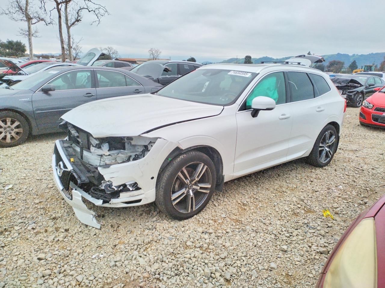 Salvage Volvo XC60 Image