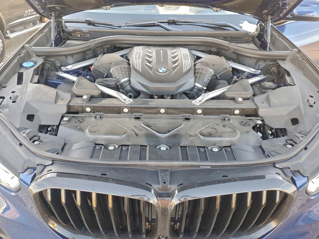 BMW X Series M50i