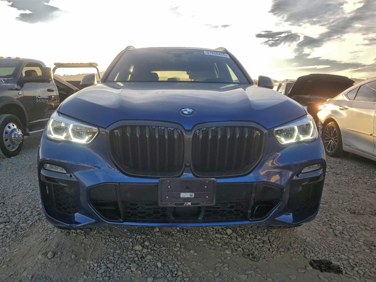 BMW X Series M50i