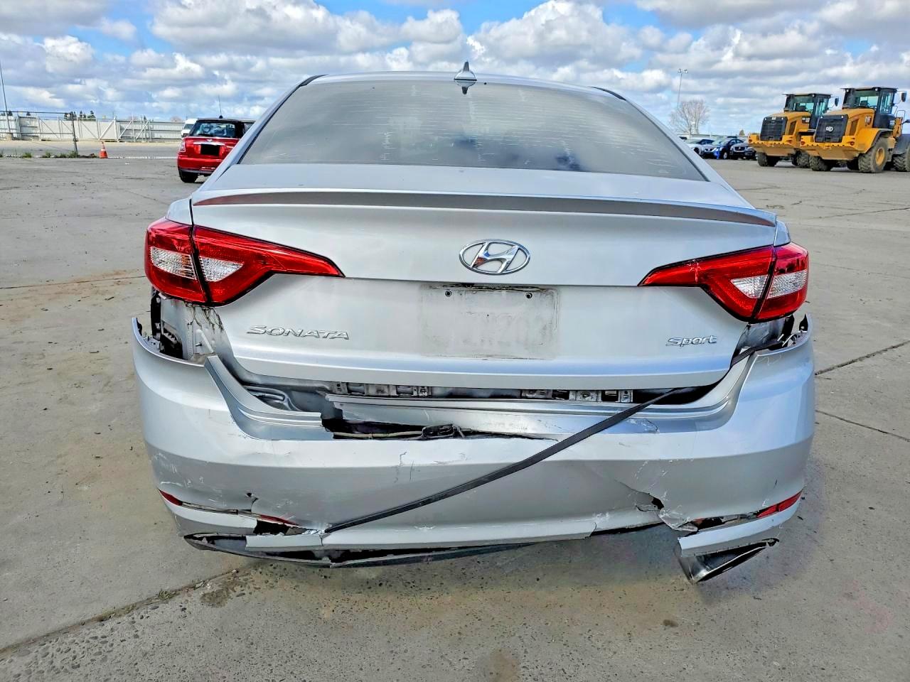 Hyundai SONATA Sport