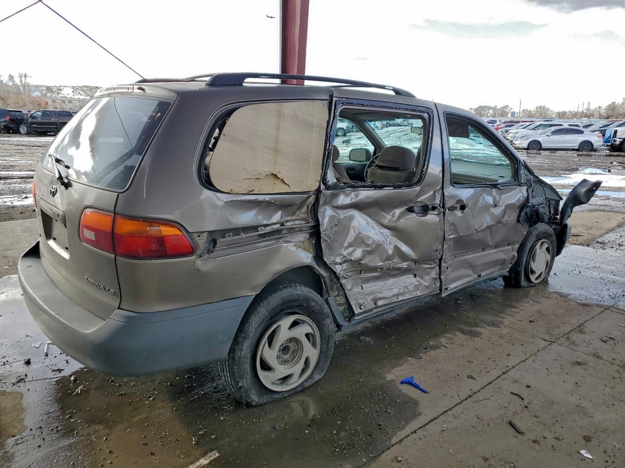 Toyota Sienna Le