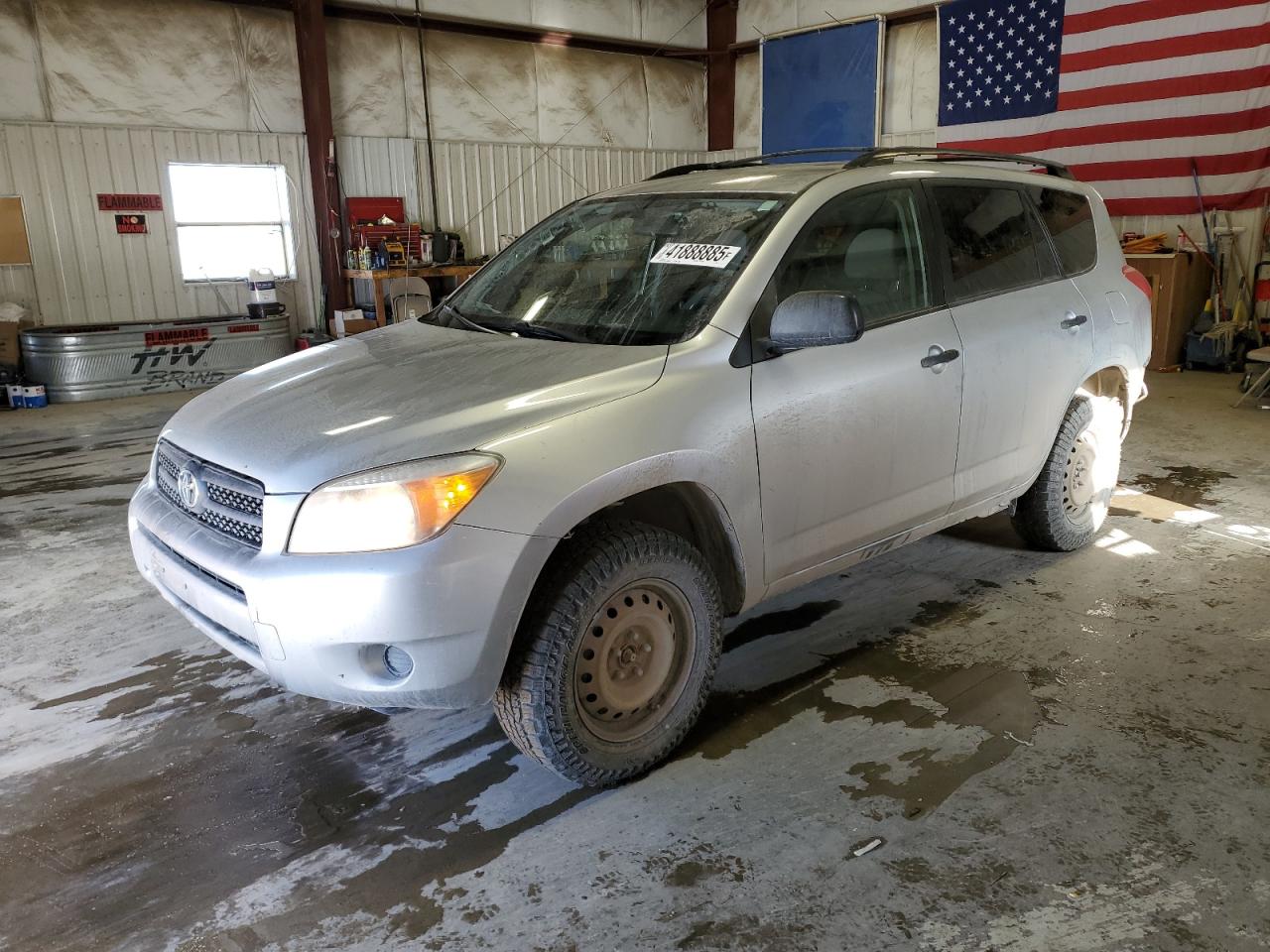 Salvage Toyota RAV4 Image