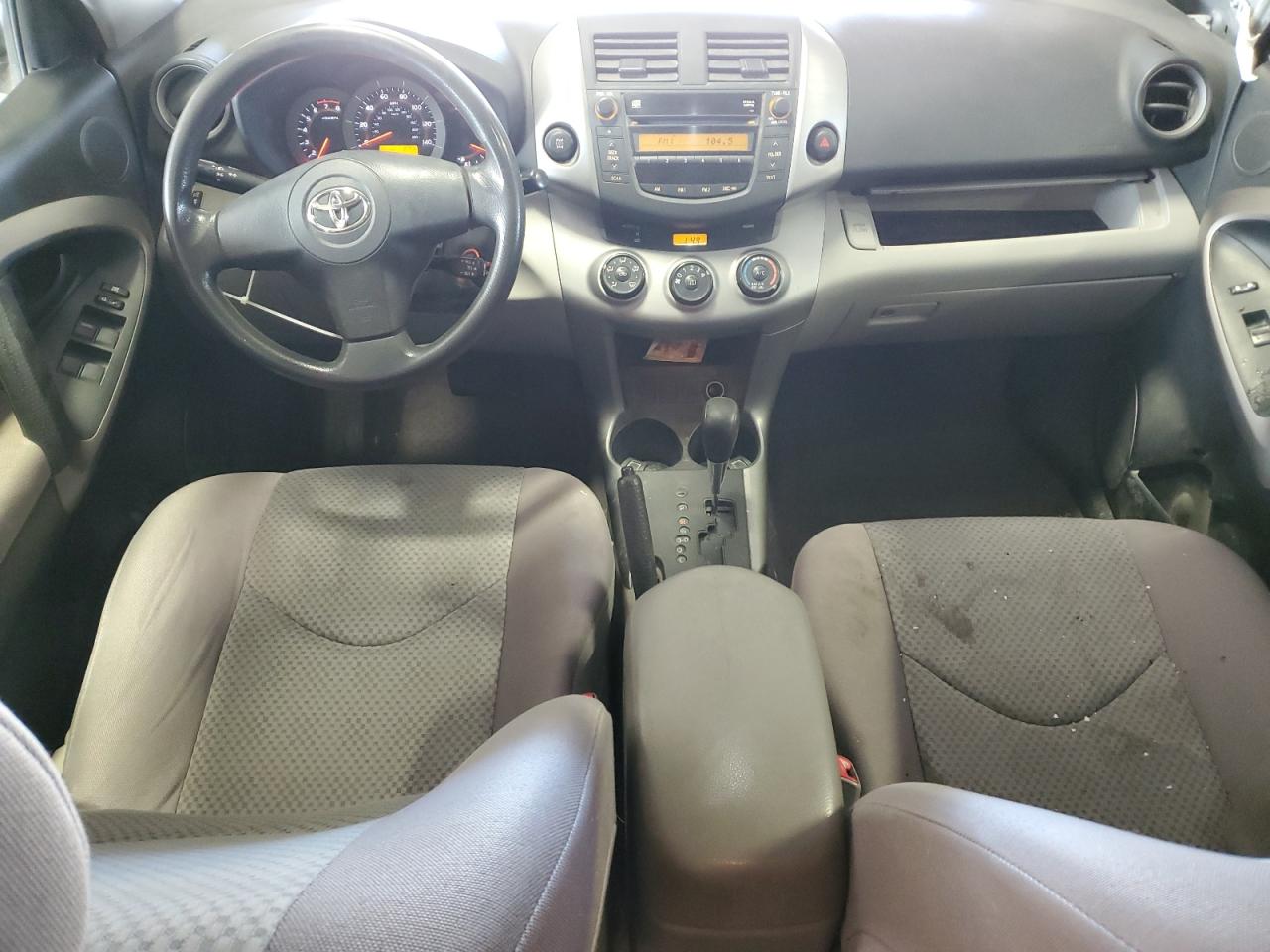 Toyota RAV4 Base