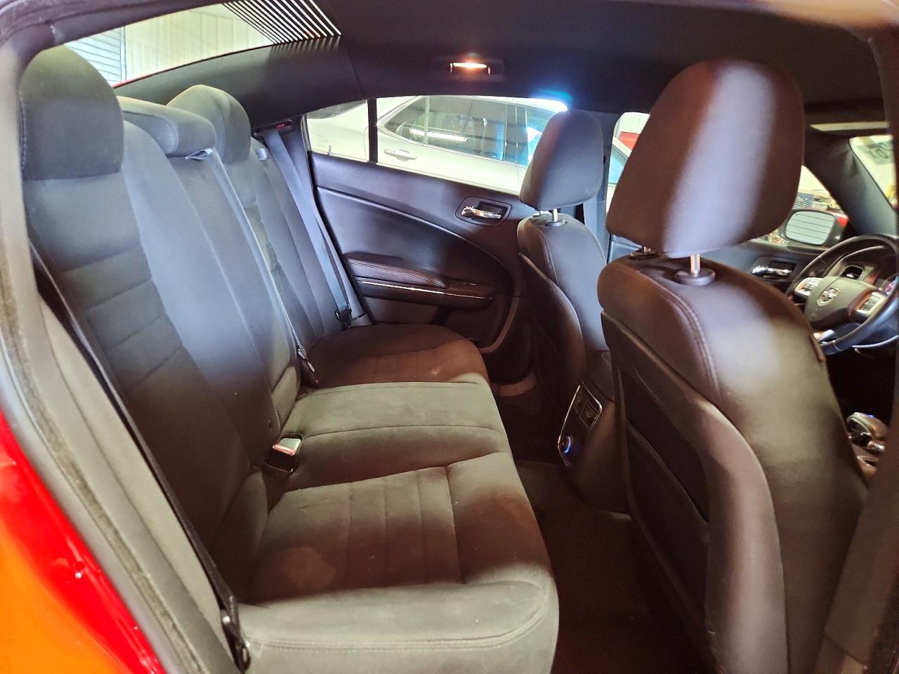Dodge Charger Sxt