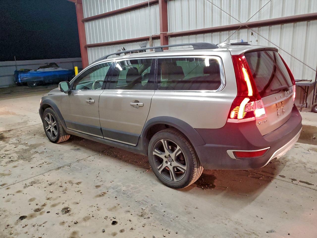 Volvo XC70 T6