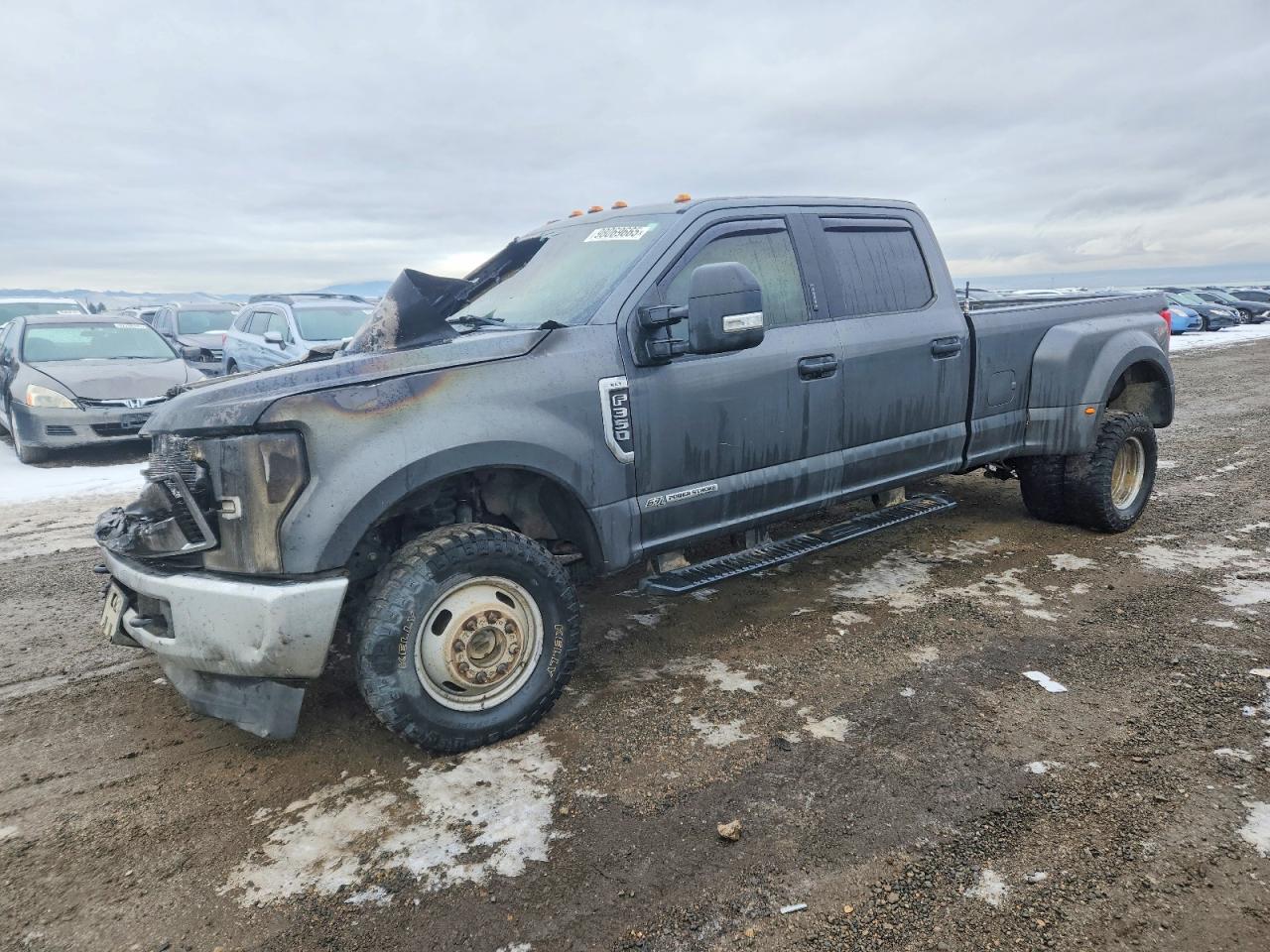 Salvage Ford F-350 Image