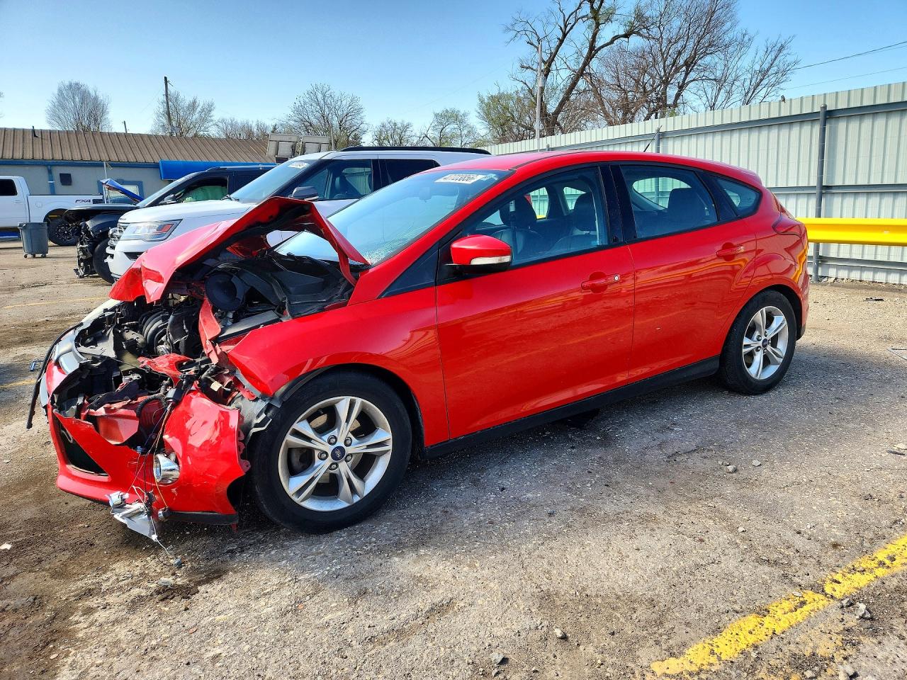 Salvage Ford Focus Image