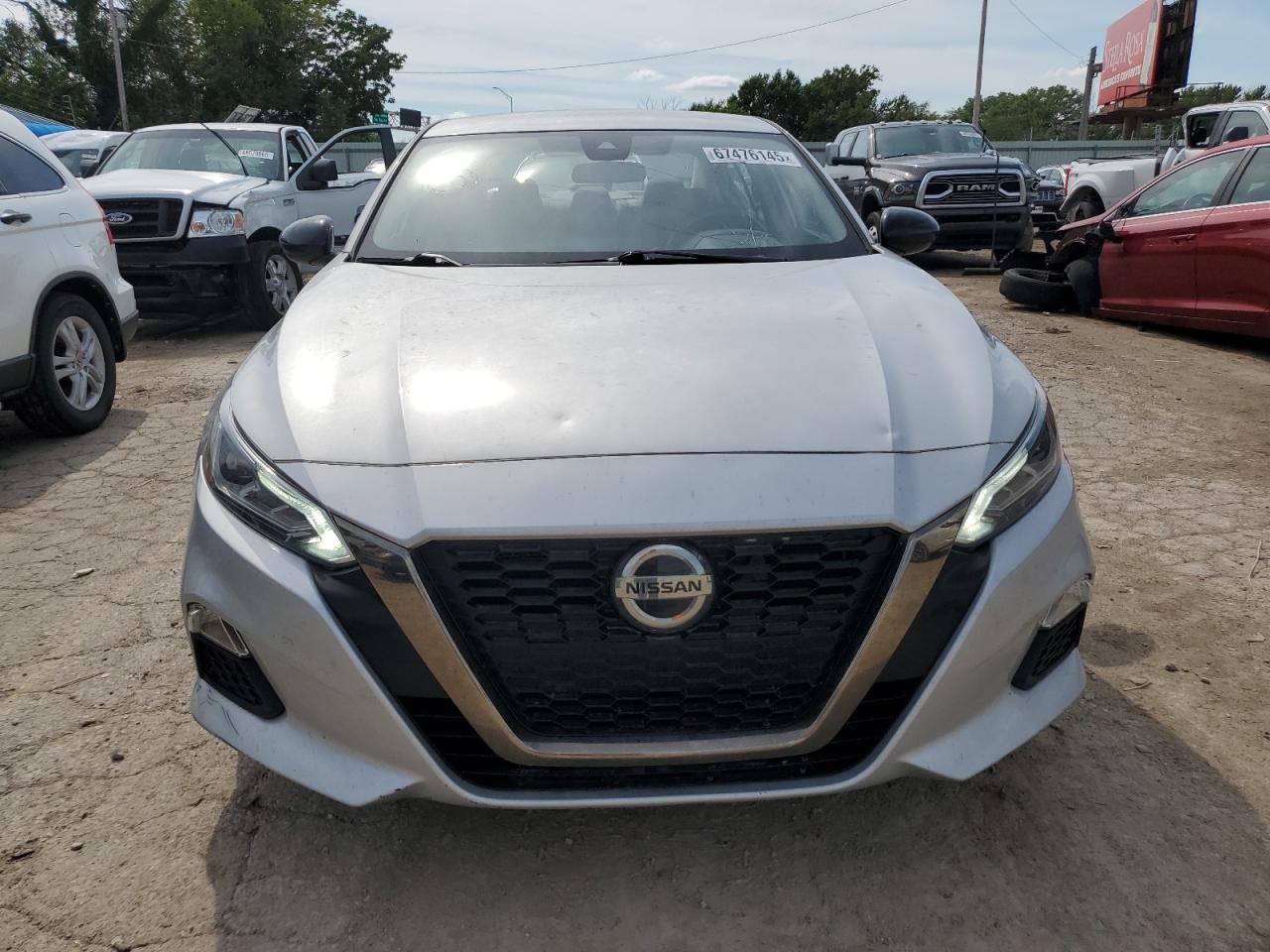 Nissan Altima Sr