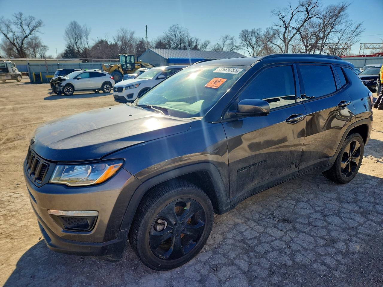 Salvage Jeep Compass Image