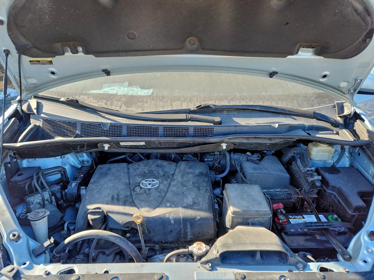 Toyota Sienna Le 8-passenger