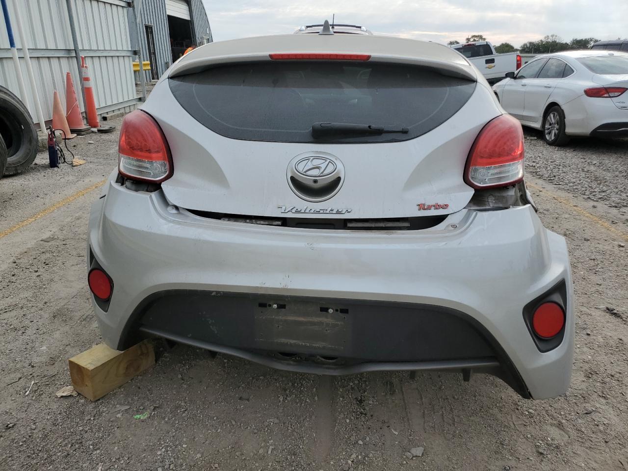 Hyundai VELOSTER Turbo
