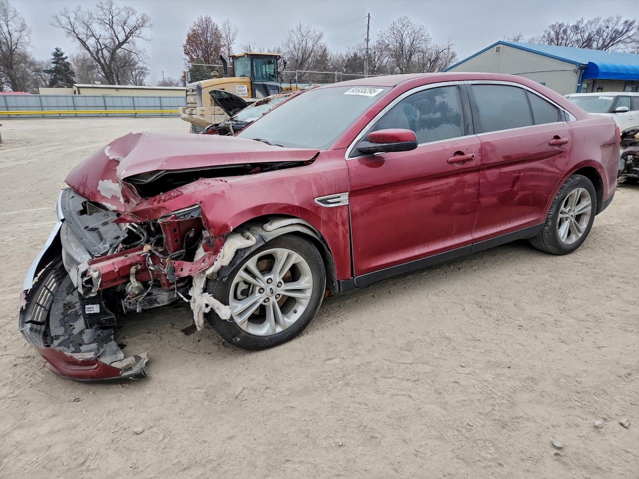 Salvage Ford Taurus Image