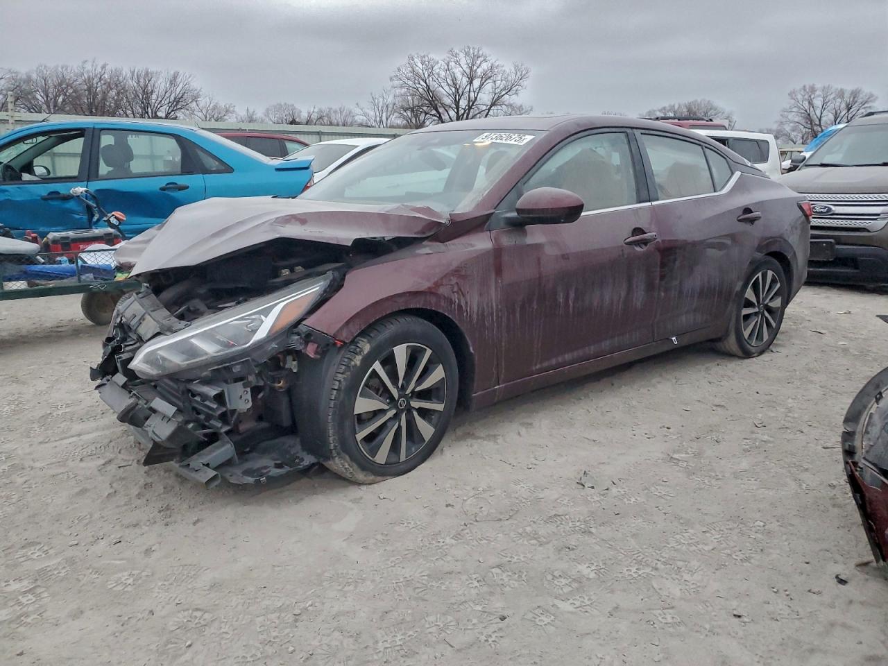 Salvage Nissan Sentra Image