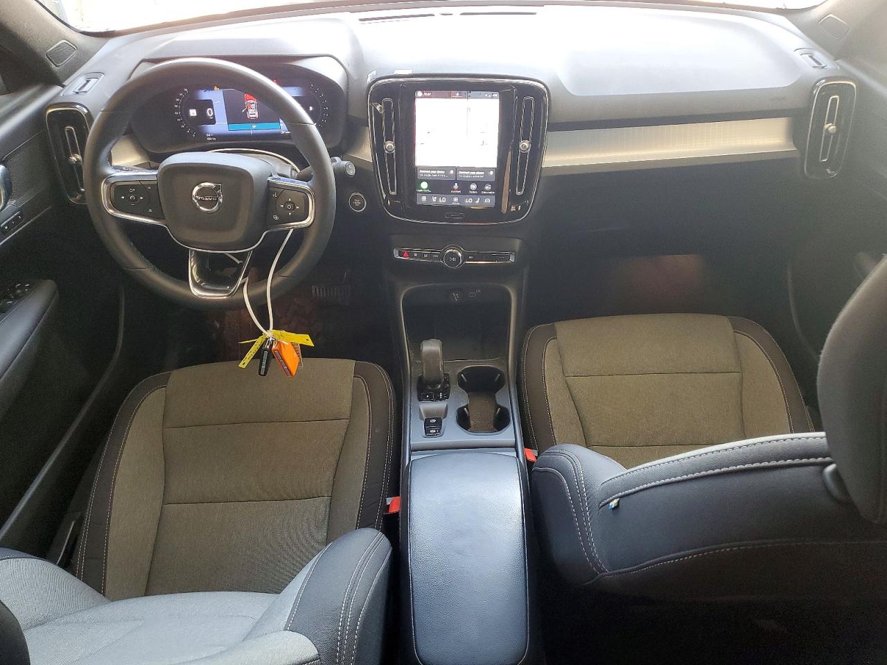 Volvo XC40 Core