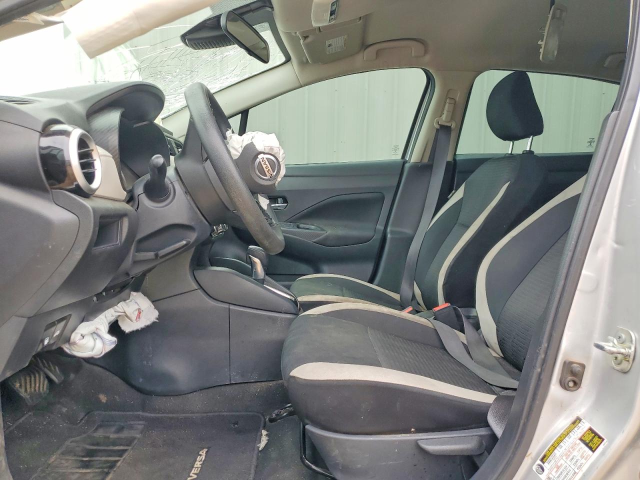 Nissan Versa Sv