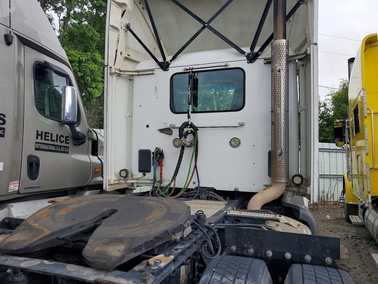 Peterbilt 579