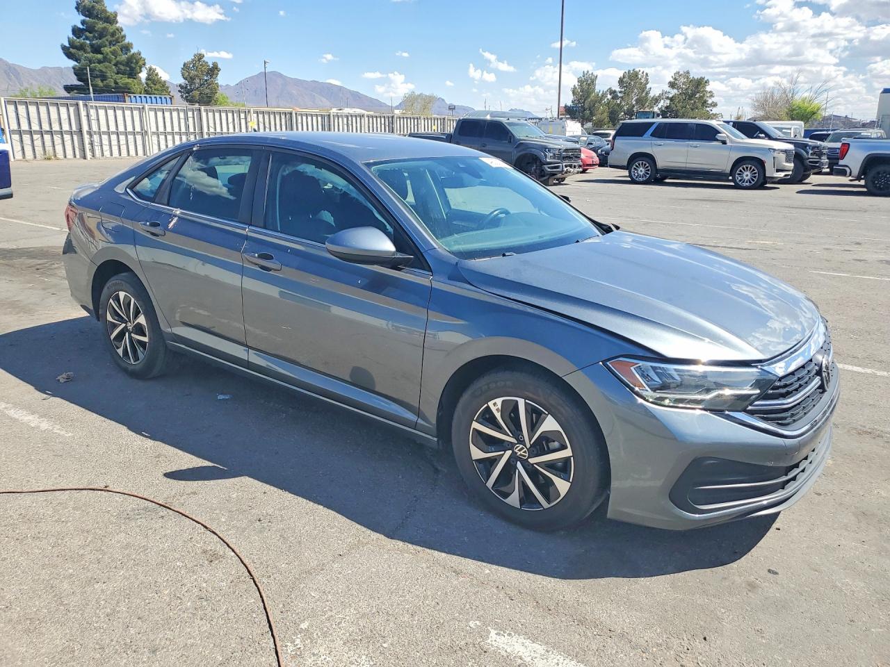 Volkswagen Jetta S