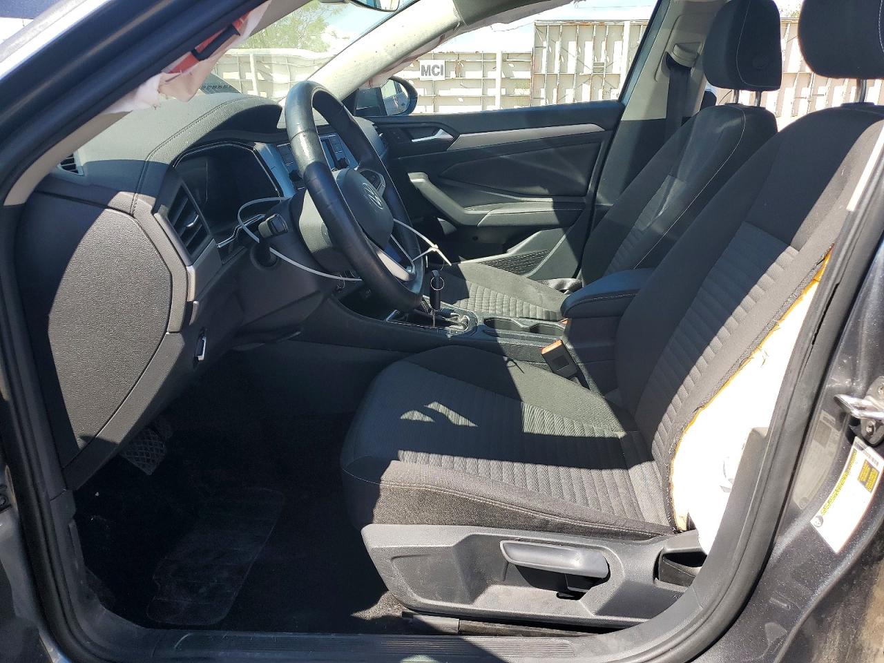 Volkswagen Jetta S
