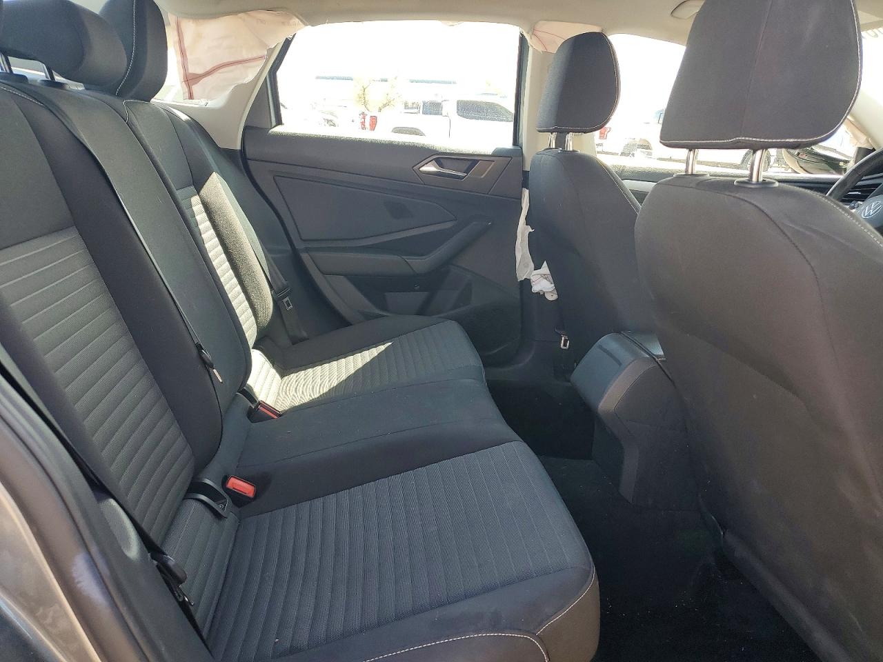 Volkswagen Jetta S