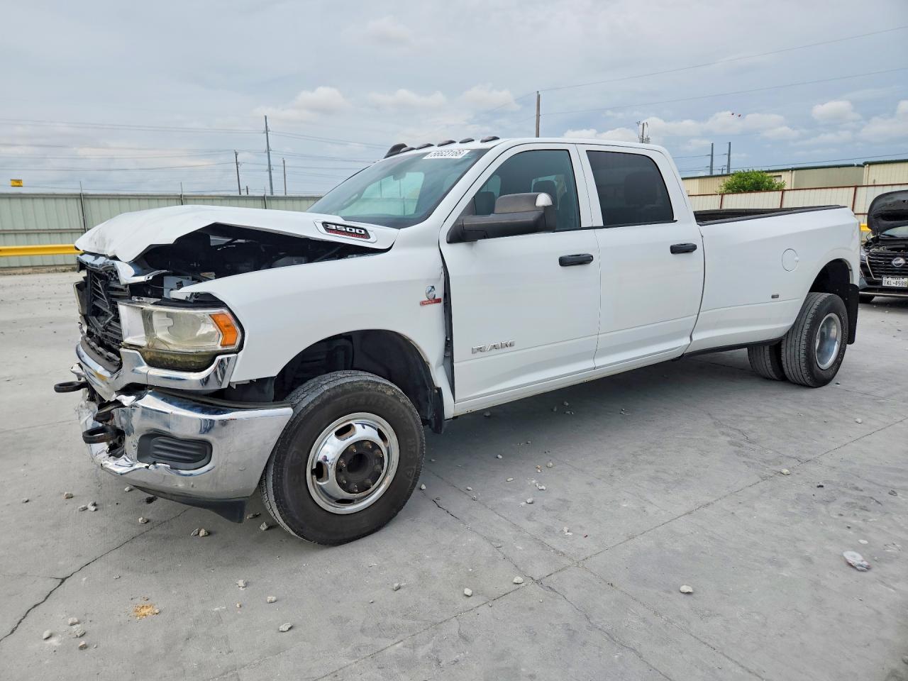 Salvage Ram 3500 Image