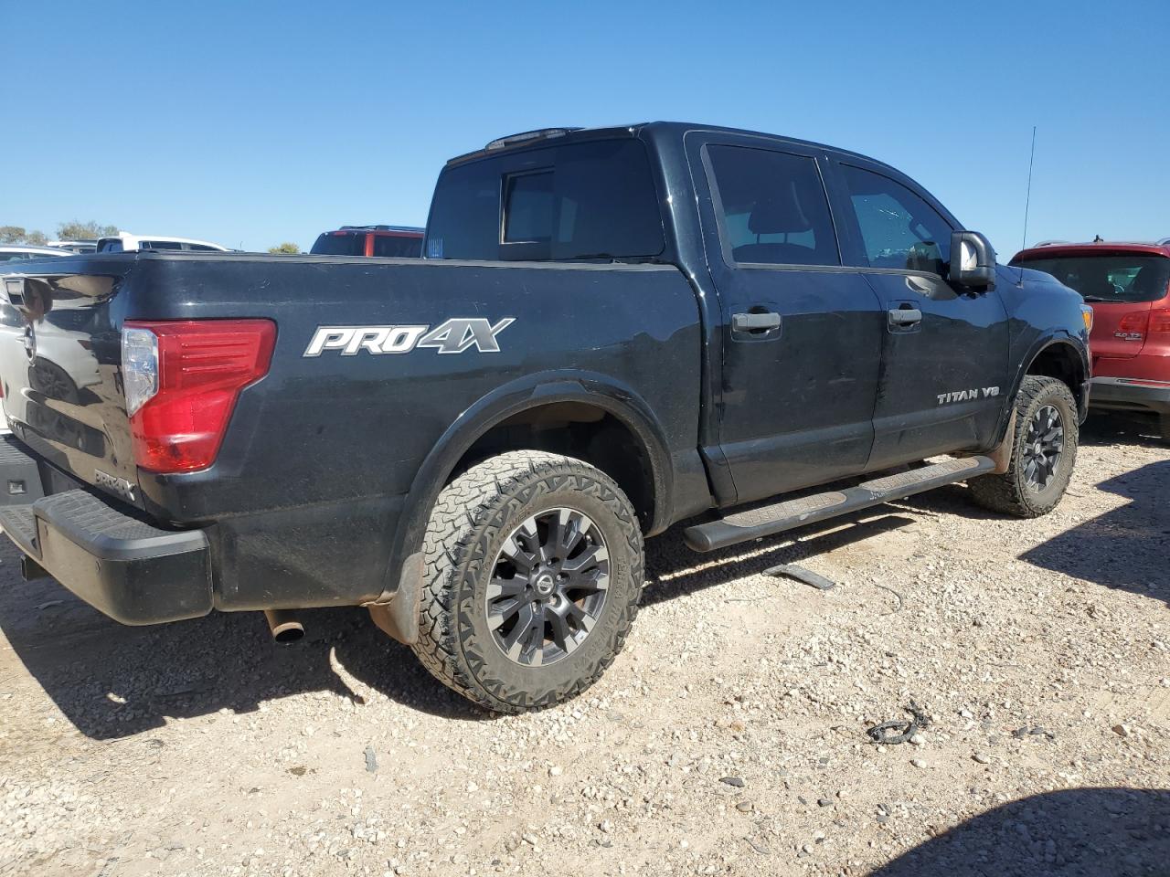 Nissan Titan Sv
