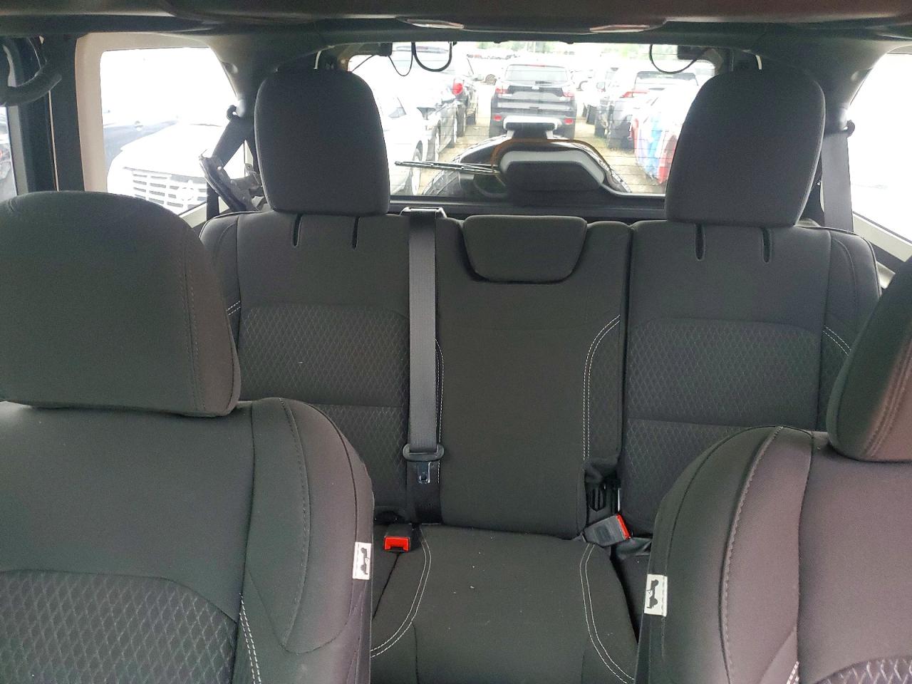 Jeep Wrangler Sport