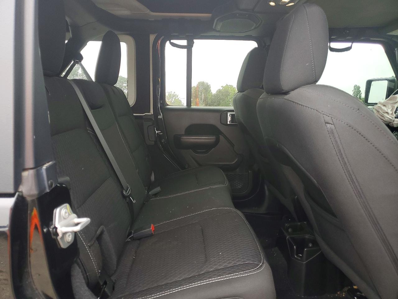 Jeep Wrangler Sport