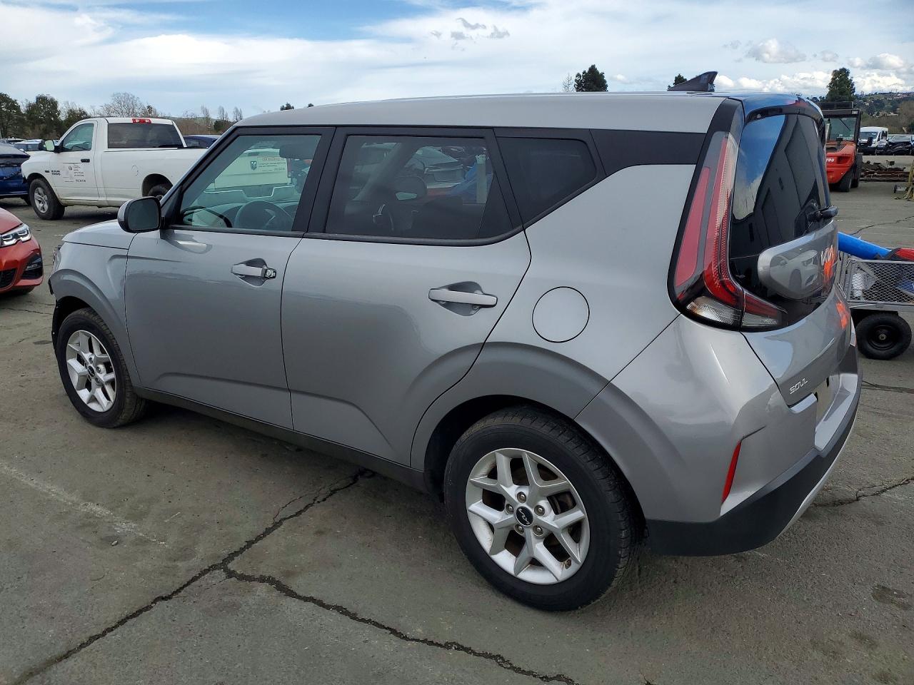 Kia Soul Lx