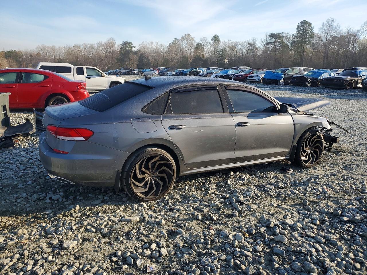 Volkswagen Passat S