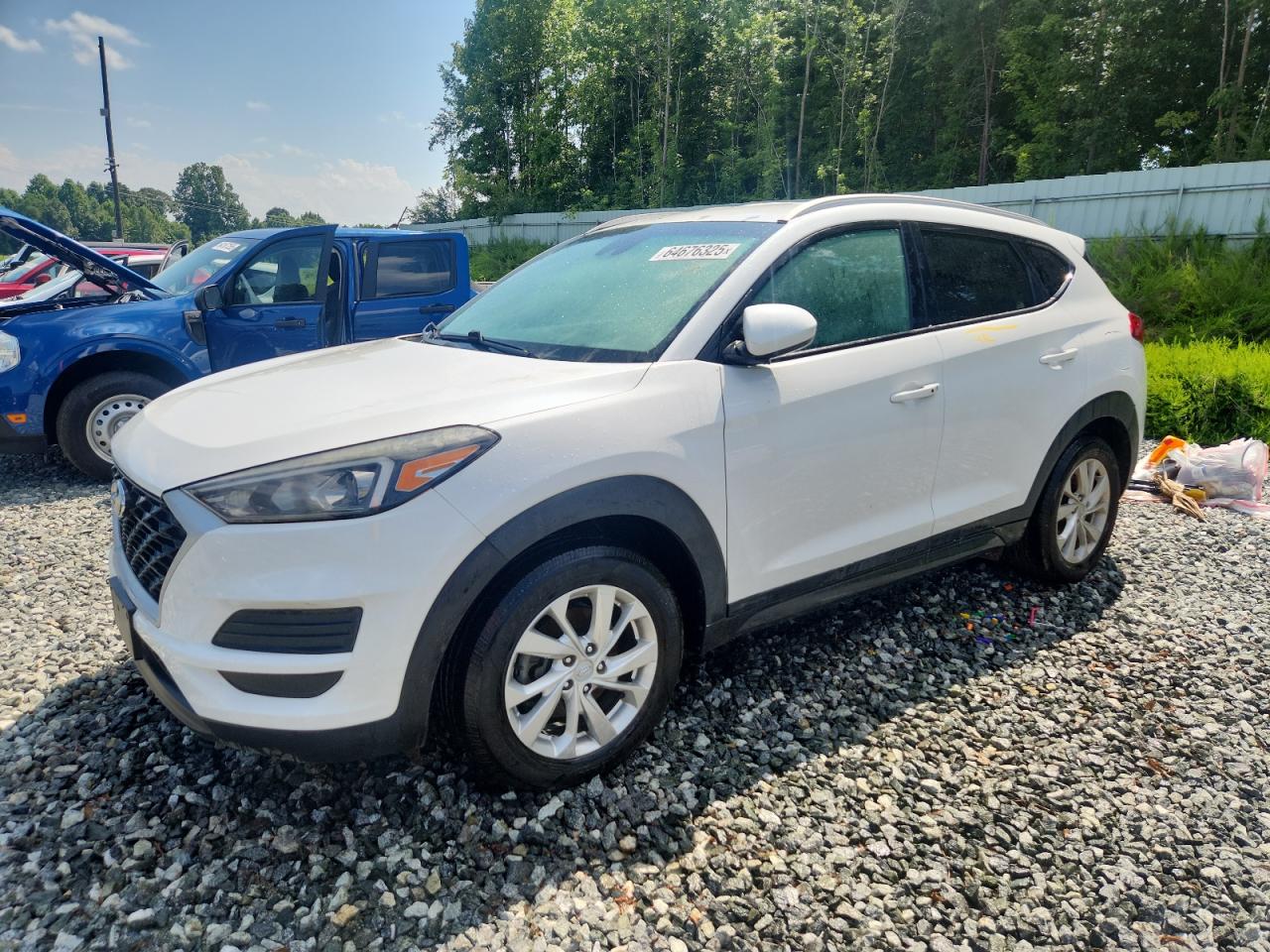 Salvage Hyundai TUCSON Image