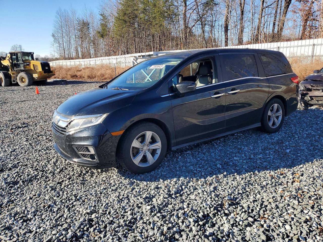 Salvage Honda Odyssey Image