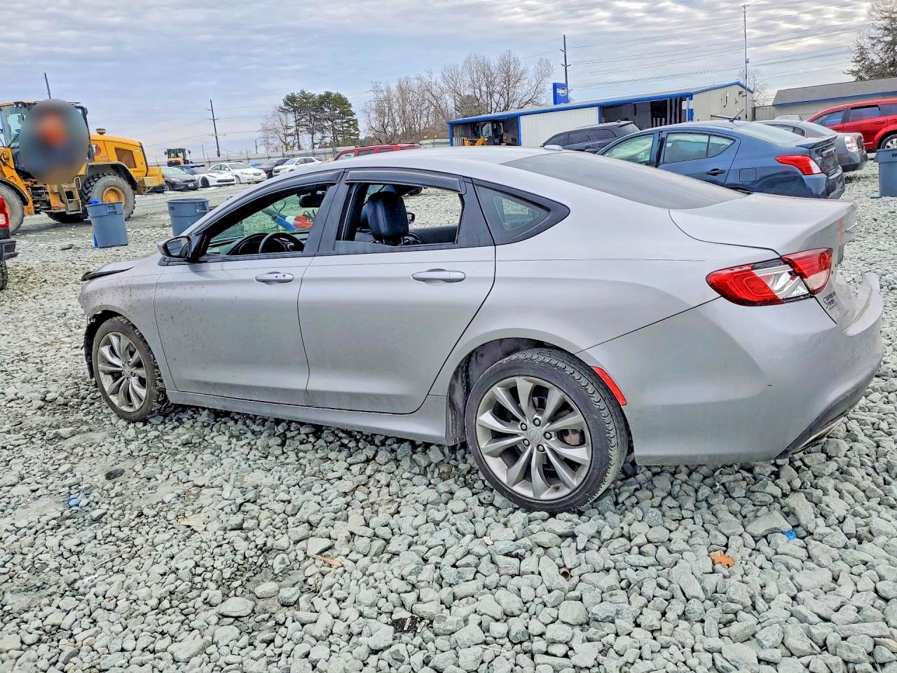 Chrysler 200 S