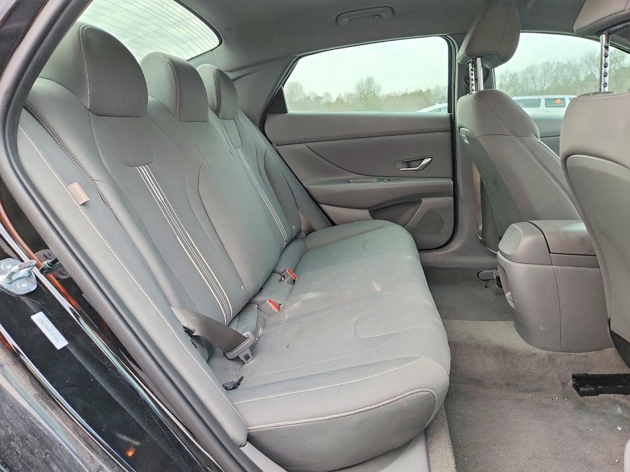 Hyundai ELANTRA Sel Sport