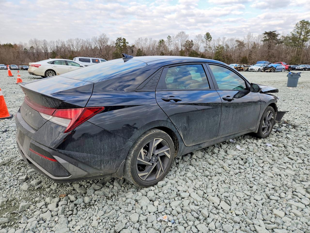 Hyundai ELANTRA Sel Sport