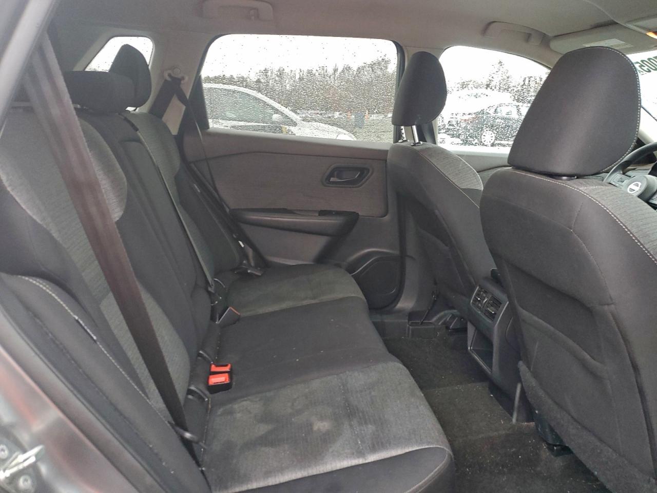 Nissan Rogue S