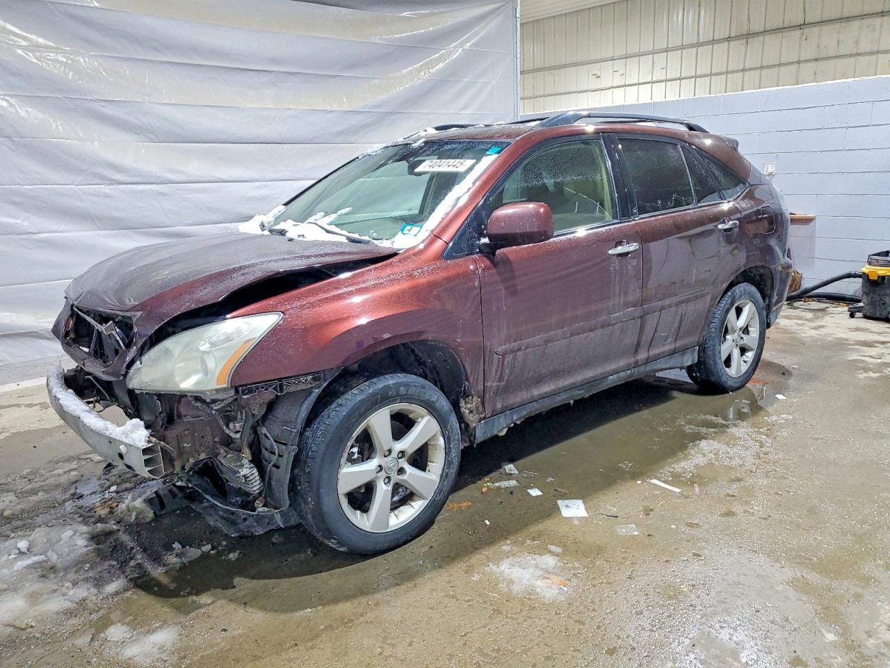 Salvage Lexus RX Image