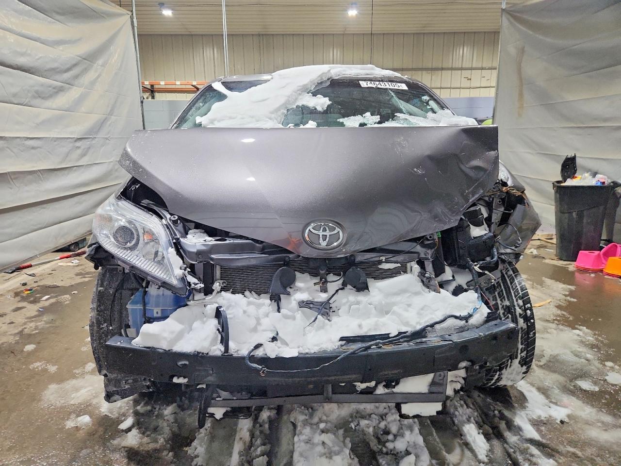 Toyota Sienna Xle