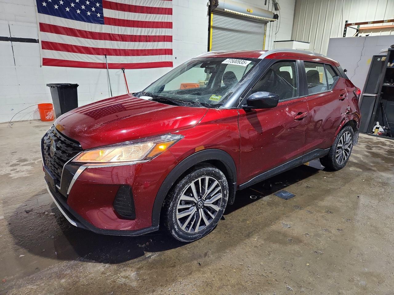 Salvage Nissan Kicks Image