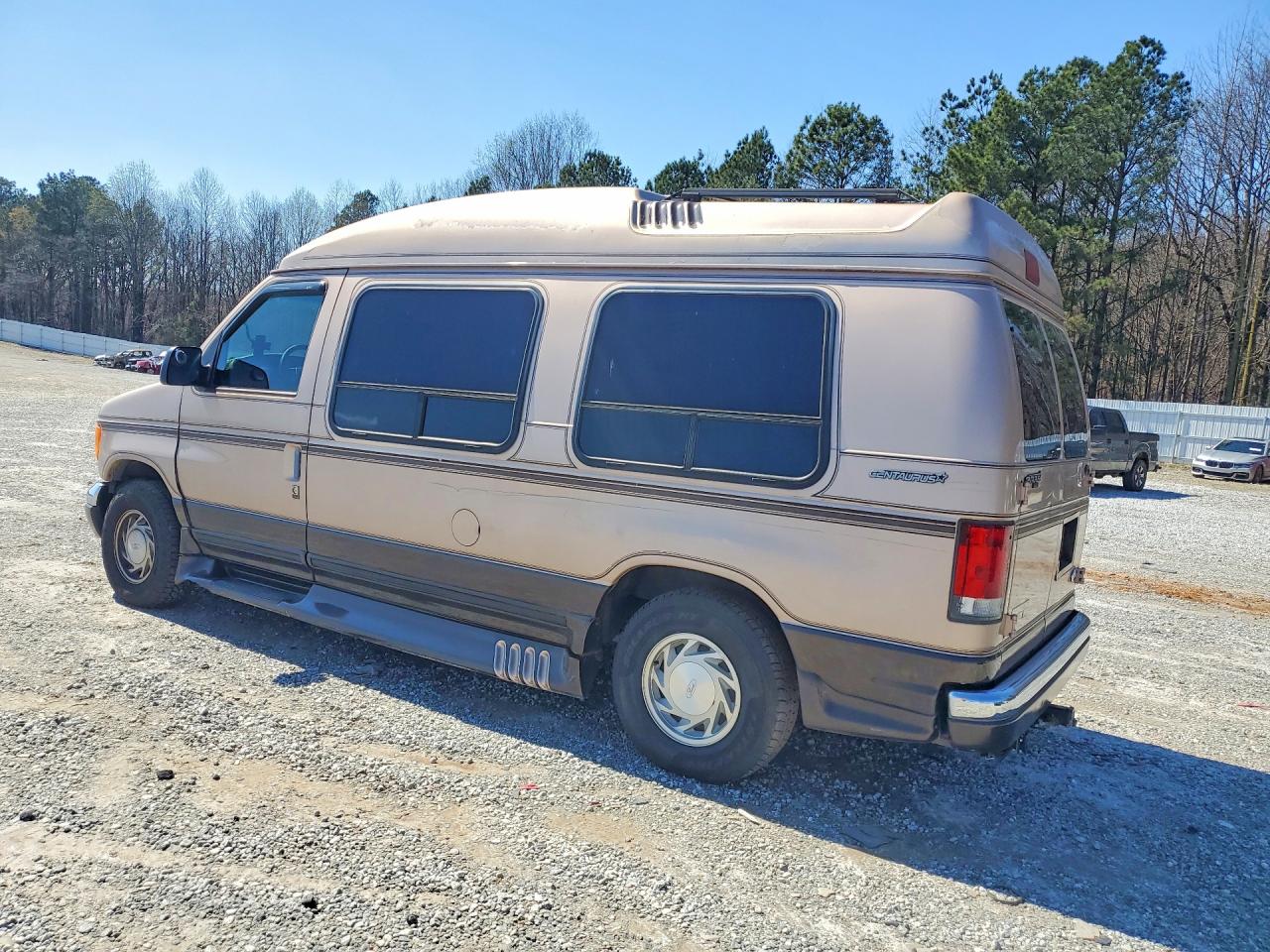Ford Econoline E150 Van