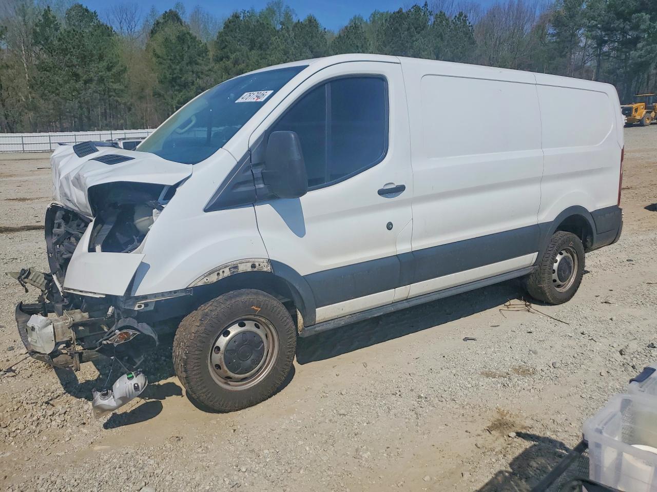 Salvage Ford Transit Image