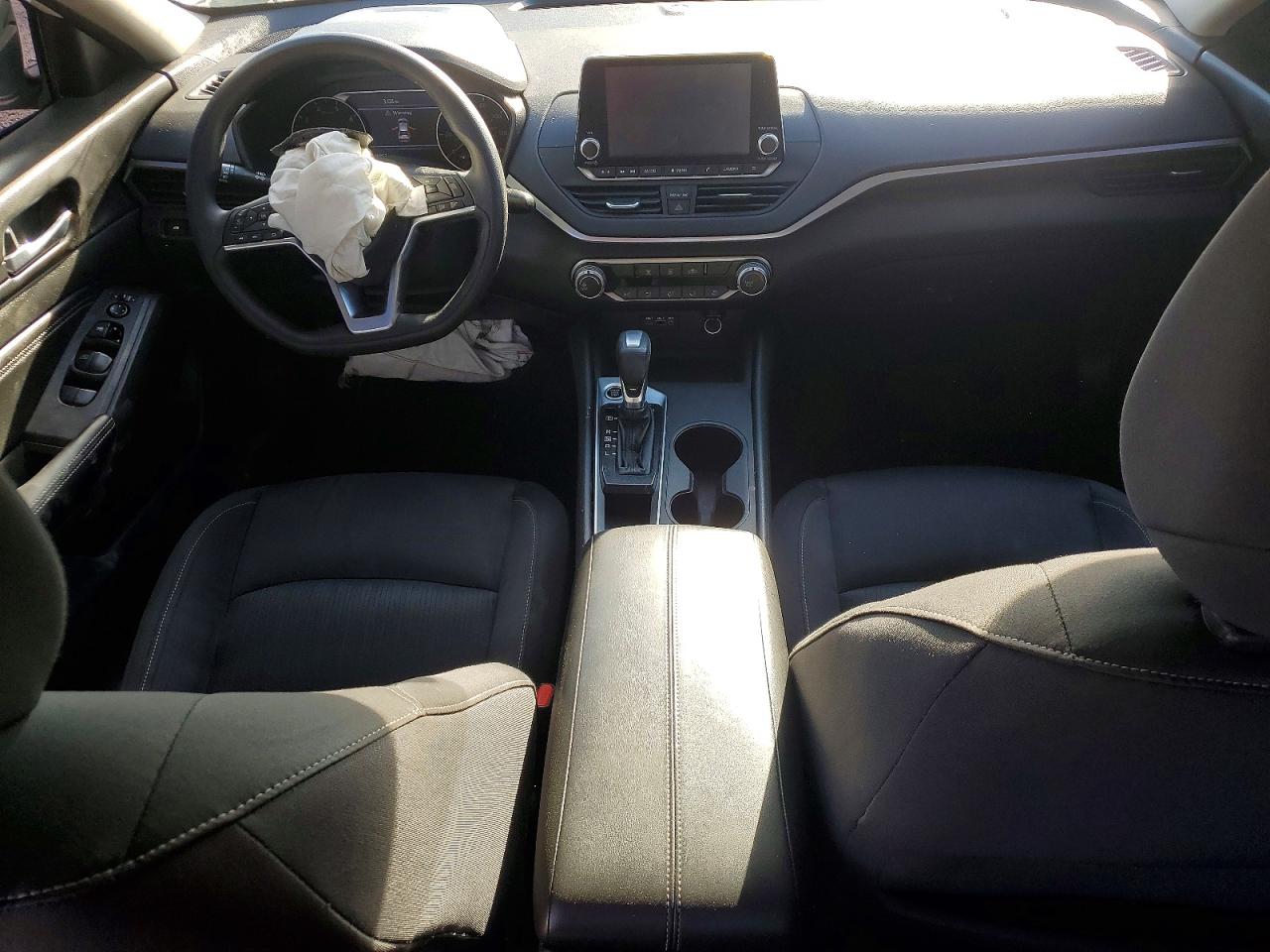 Nissan Altima S