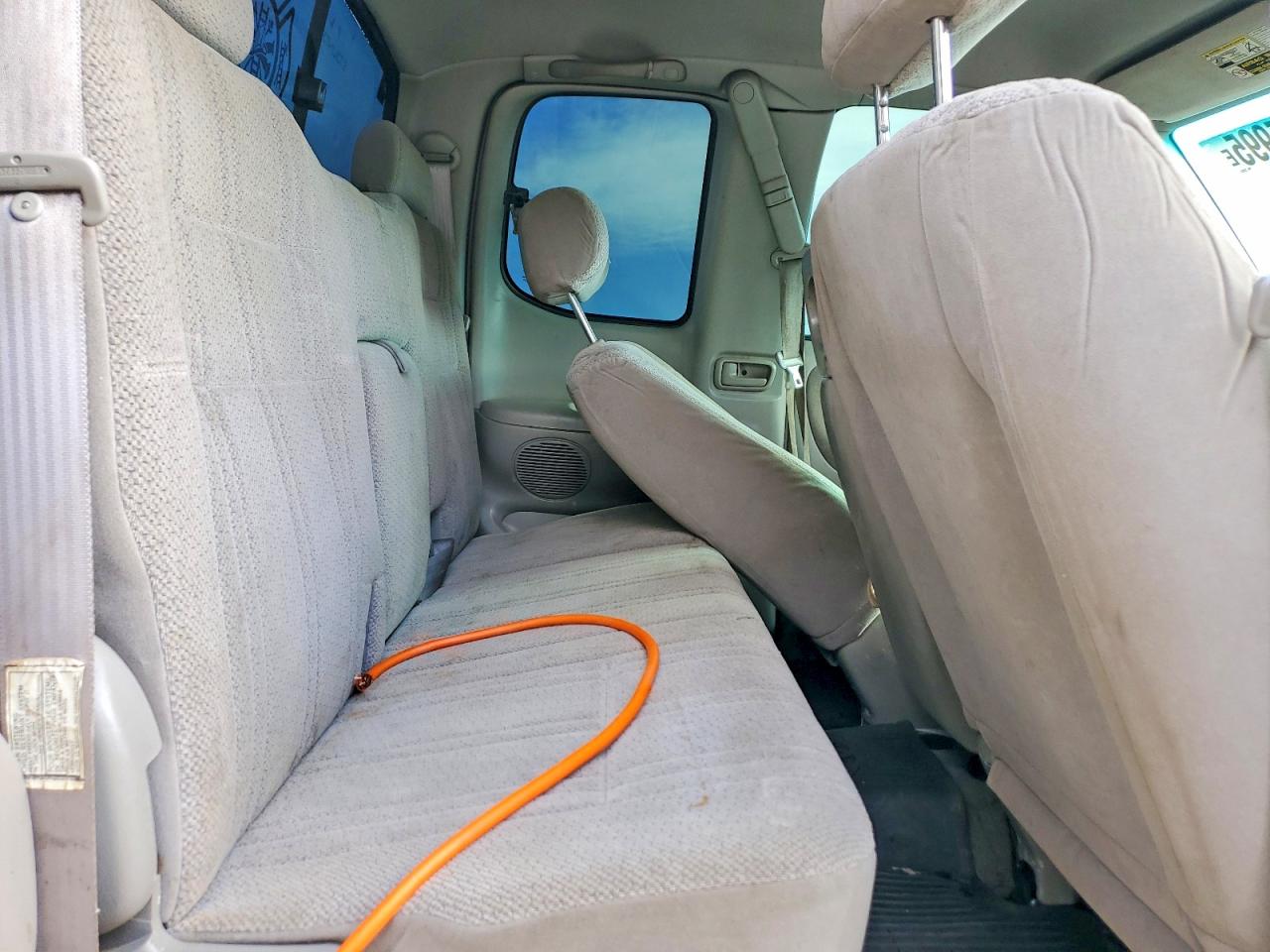 Toyota Tundra Access Cab Sr5