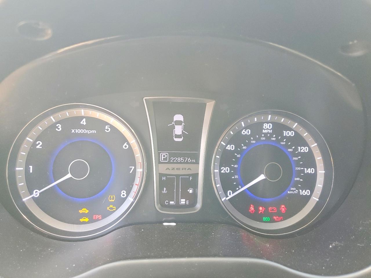 Hyundai Azera Base